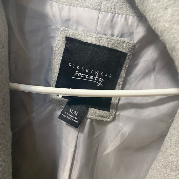 Jacket for woman - Picture 3 of 4